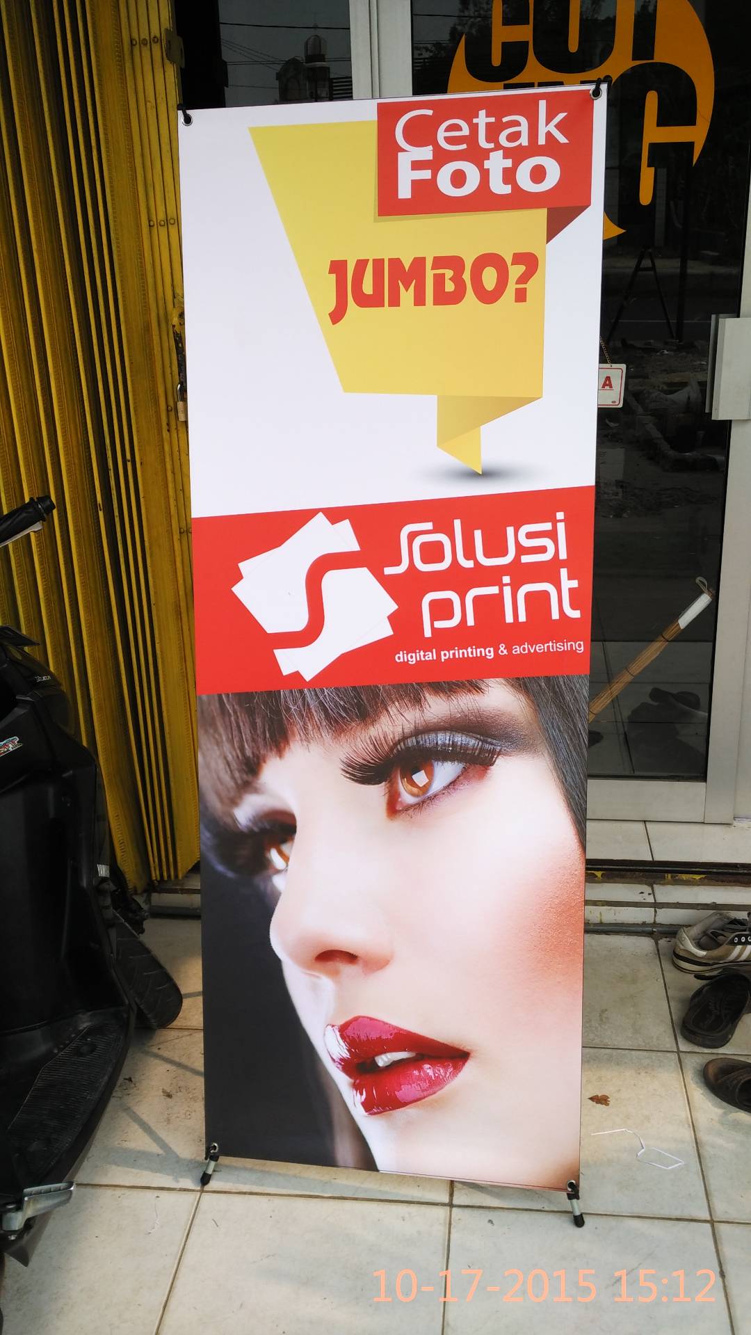 X Banner Indoor