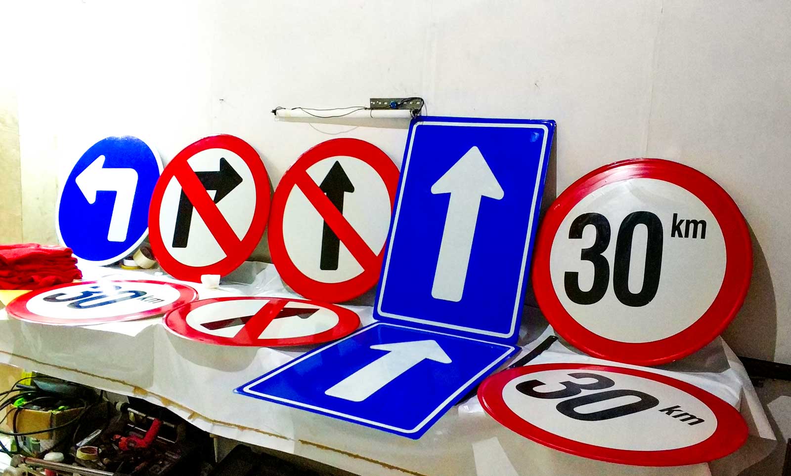 Sign Rambu